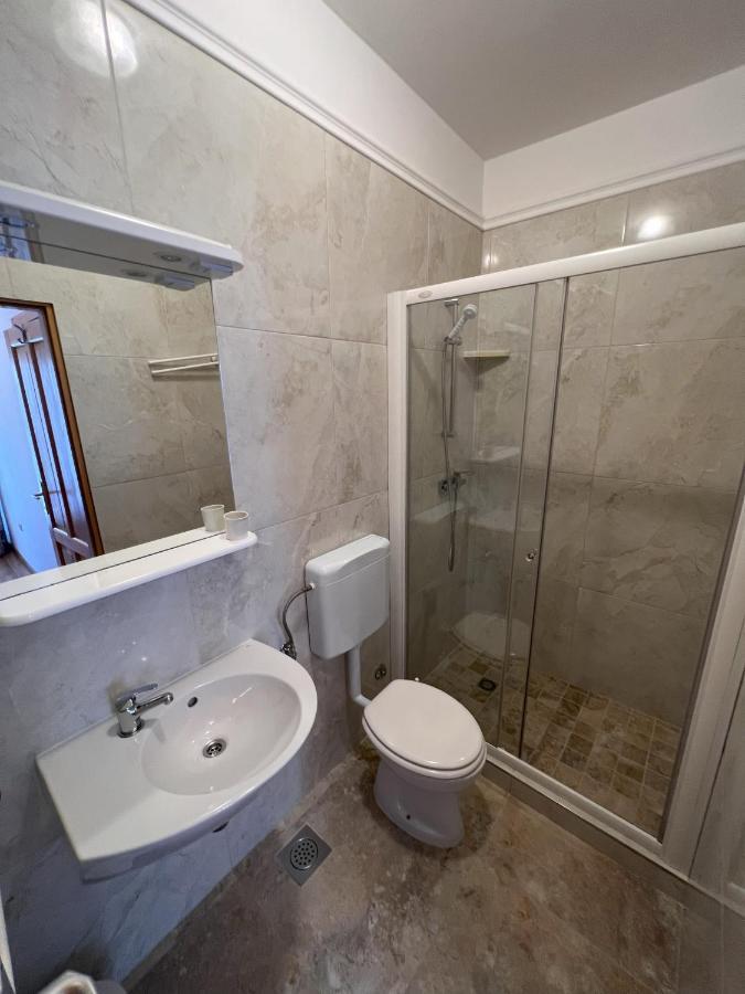 Apartmani Palme Funtana Exterior photo